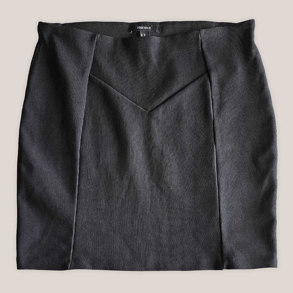 FOREVER 21 Vintage Black Ribbed Bodycon Mini Skirt | Women's Stretch Skirt 2000s